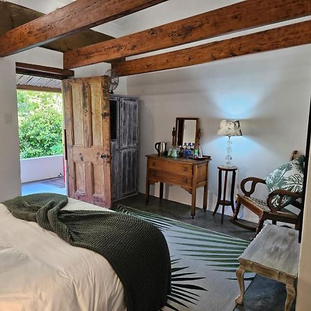 The Riverdeck Accommodation And Backpackers Knysna Ngoại thất bức ảnh