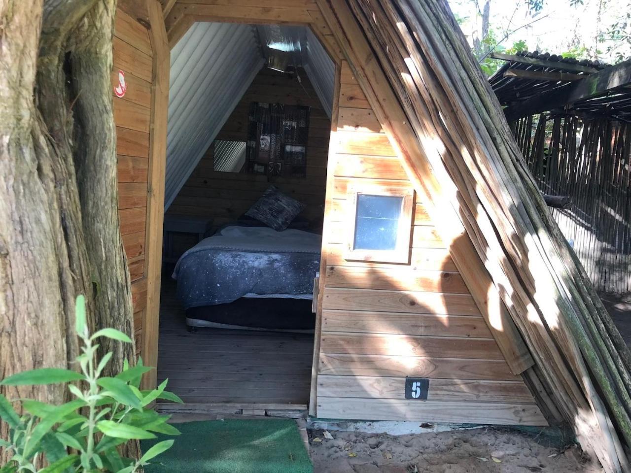 The Riverdeck Accommodation And Backpackers Knysna Ngoại thất bức ảnh
