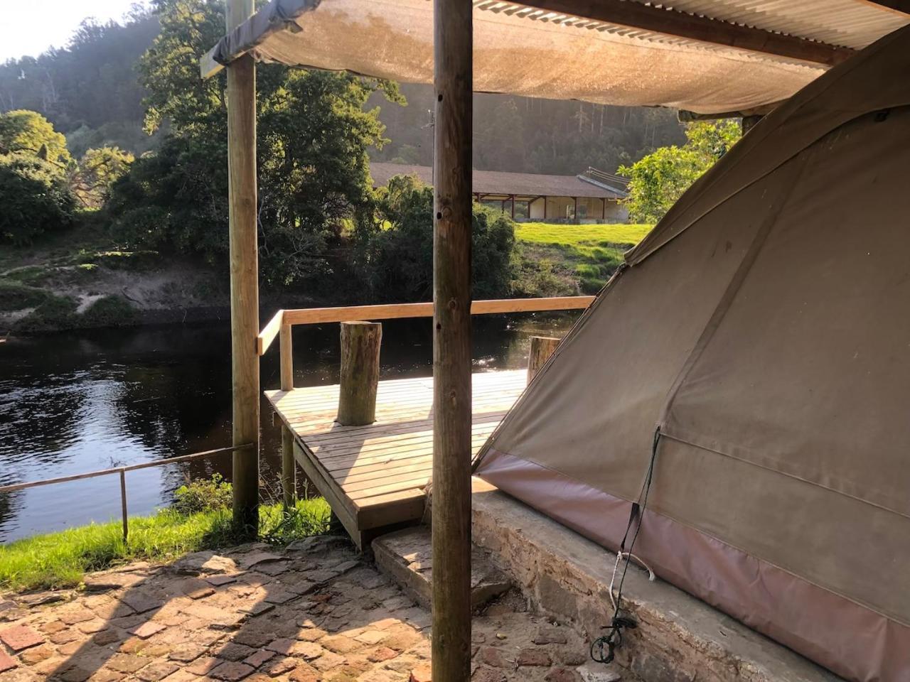 The Riverdeck Accommodation And Backpackers Knysna Ngoại thất bức ảnh
