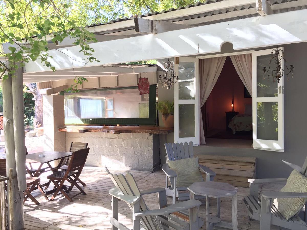 The Riverdeck Accommodation And Backpackers Knysna Ngoại thất bức ảnh